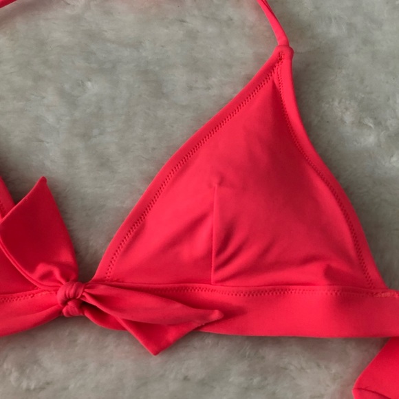 Victoria’s Secret Bikini Top - Picture 2 of 9